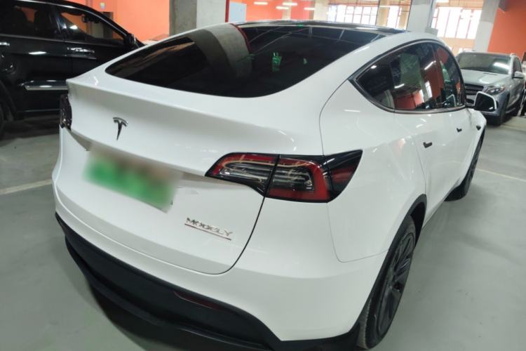 Used Tesla Model Y 2024 Rear-Wheel-Drive Version Rear Right 45 Deg