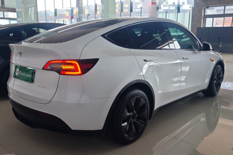 Used Tesla Model Y 2024 Rear-Wheel-Drive Version Rear Right 45 Deg