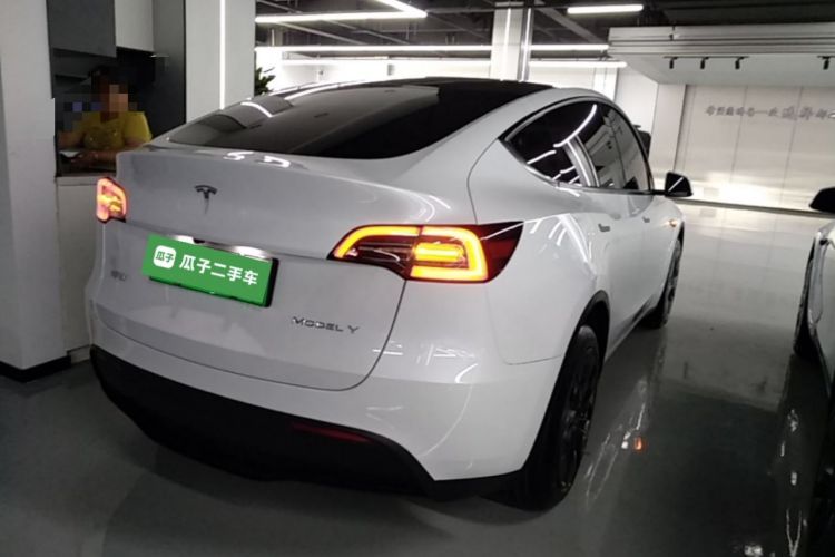 Used Tesla Model Y 2024 Rear-Wheel-Drive Version Rear Right 45 Deg
