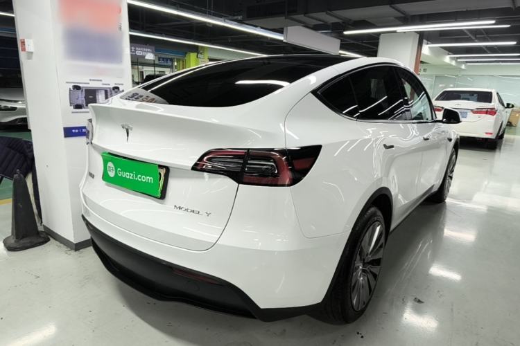 Used Tesla Model Y 2024 Rear-Wheel-Drive Version Rear Right 45 Deg