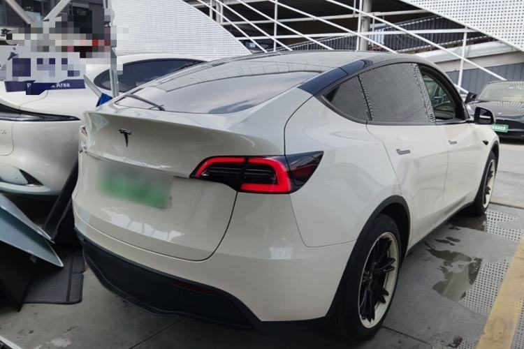 Used Tesla Model Y 2024 Rear-Wheel-Drive Version Rear Right 45 Deg