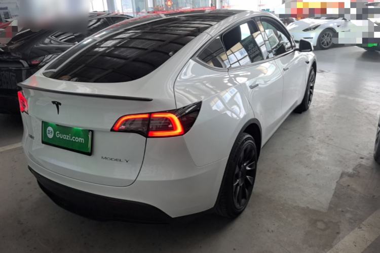 Used Tesla Model Y 2024 Long-Range All-Wheel-Drive Version Rear Right 45 Deg