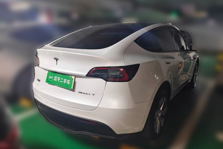Used Tesla Model Y 2024 Rear-Wheel-Drive Version Rear Right 45 Deg