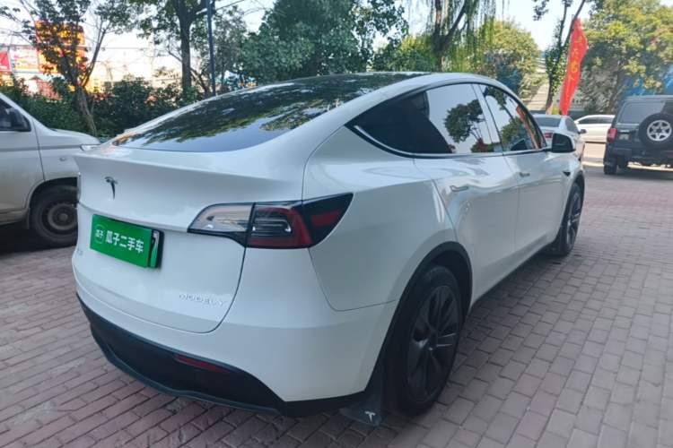 Used Tesla Model Y 2024 Rear-Wheel-Drive Version Rear Right 45 Deg