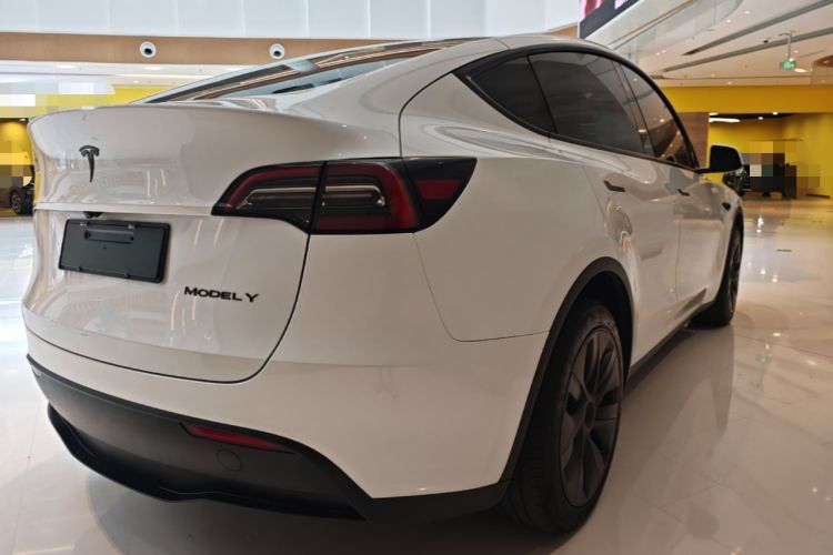 Used Tesla Model Y 2024 Rear-Wheel-Drive Version Rear Right 45 Deg