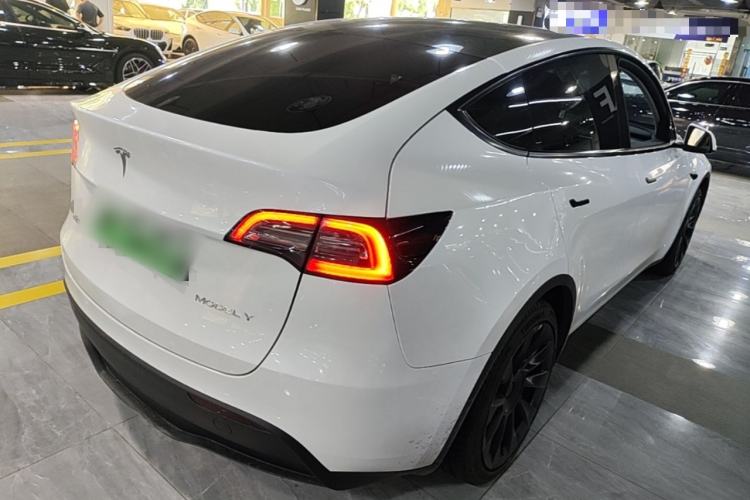 Used Tesla Model Y 2024 Rear-Wheel-Drive Version Rear Right 45 Deg