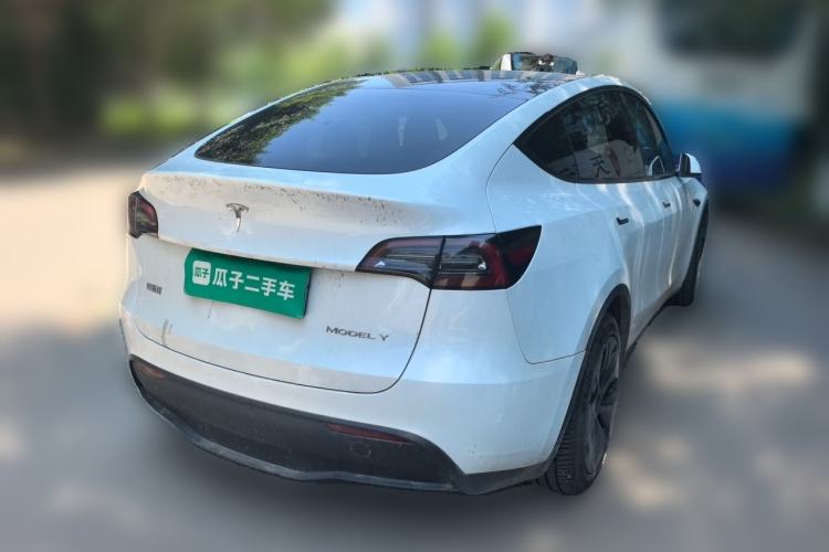 Used Tesla Model Y 2024 Rear-Wheel-Drive Version Rear Right 45 Deg