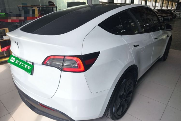 Used Tesla Model Y 2024 Long-Range All-Wheel-Drive Version Rear Right 45 Deg