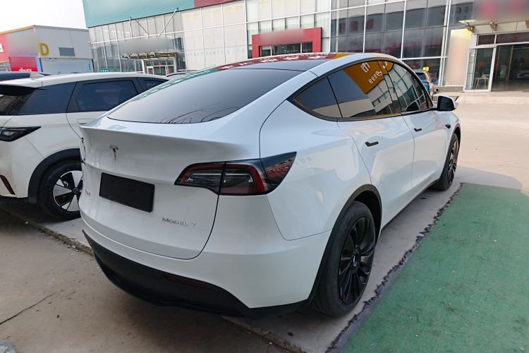 Used Tesla Model Y 2024 Rear-Wheel-Drive Version Rear Right 45 Deg
