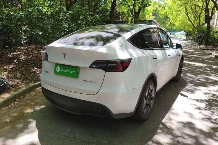 Used Tesla Model Y 2024 Rear-Wheel-Drive Version Rear Right 45 Deg
