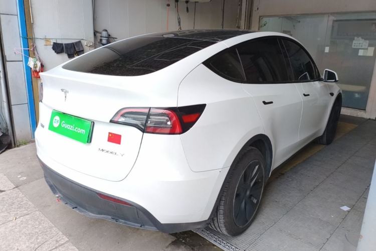 Used Tesla Model Y 2024 Rear-Wheel-Drive Version Rear Right 45 Deg