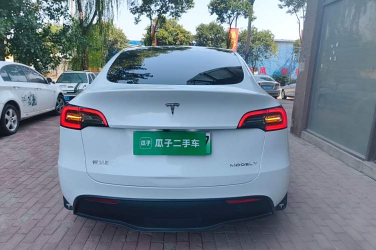 Used Tesla Model Y 2024 Rear-Wheel-Drive Version Rear