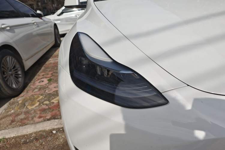 Used Tesla Model Y 2024 Rear-Wheel-Drive Version Right Front Headlight