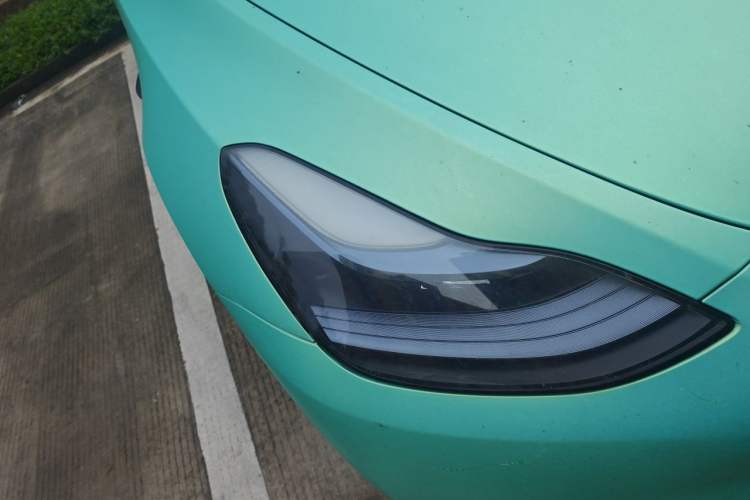 Used Tesla Model Y 2024 Rear-Wheel-Drive Version Right Front Headlight