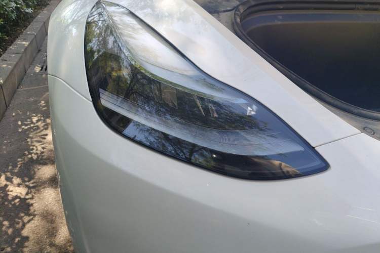 Used Tesla Model Y 2024 Rear-Wheel-Drive Version Right Front Headlight