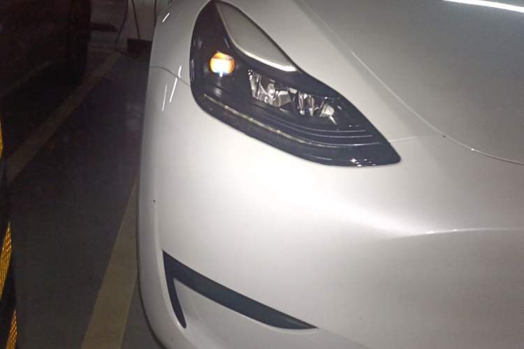 Used Tesla Model Y 2024 Rear-Wheel-Drive Version Right Front Headlight