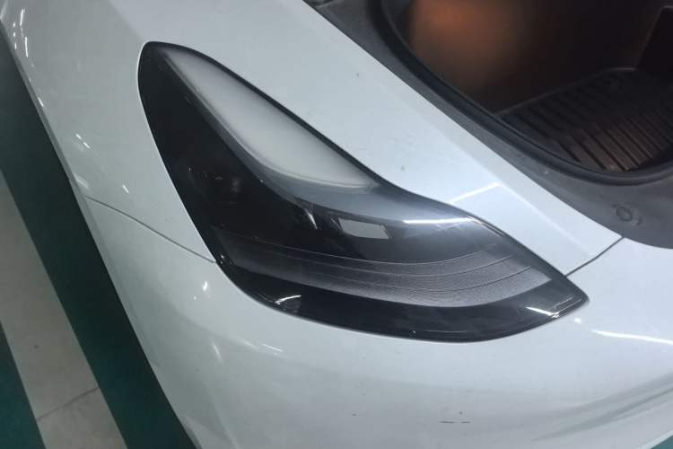 Used Tesla Model Y 2024 Rear-Wheel-Drive Version Right Front Headlight