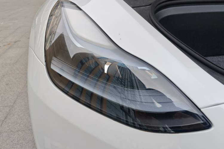Used Tesla Model Y 2024 Rear-Wheel-Drive Version Right Front Headlight