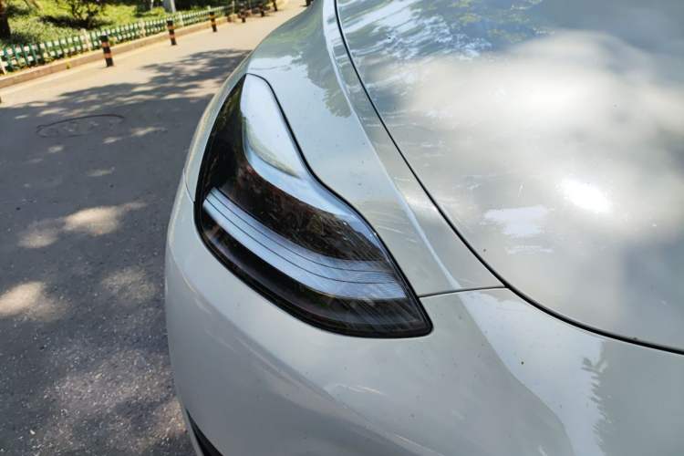 Used Tesla Model Y 2024 Rear-Wheel-Drive Version Right Front Headlight