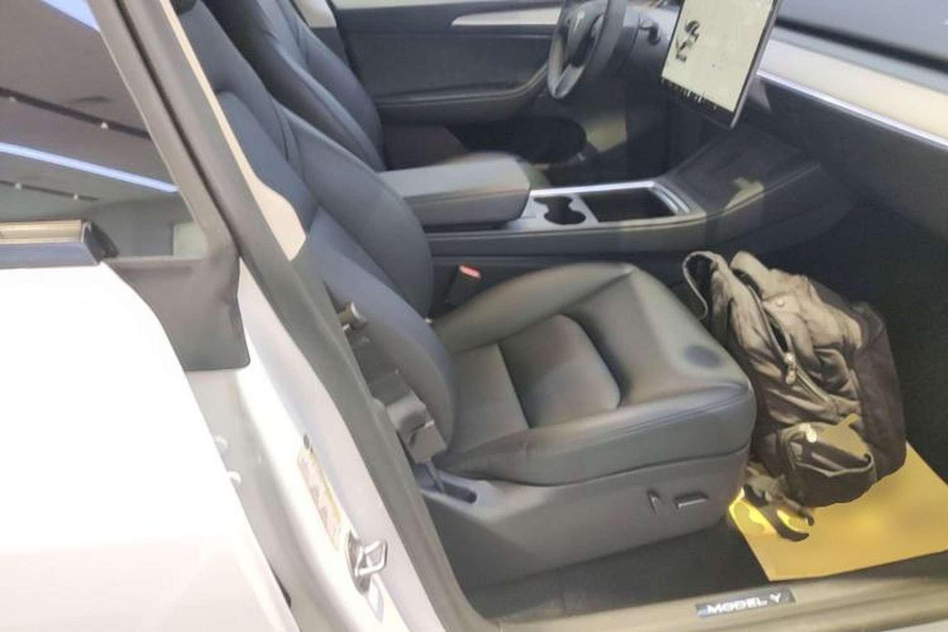 Used Tesla Model Y 2024 Rear-Wheel-Drive Version Right Front Seat
