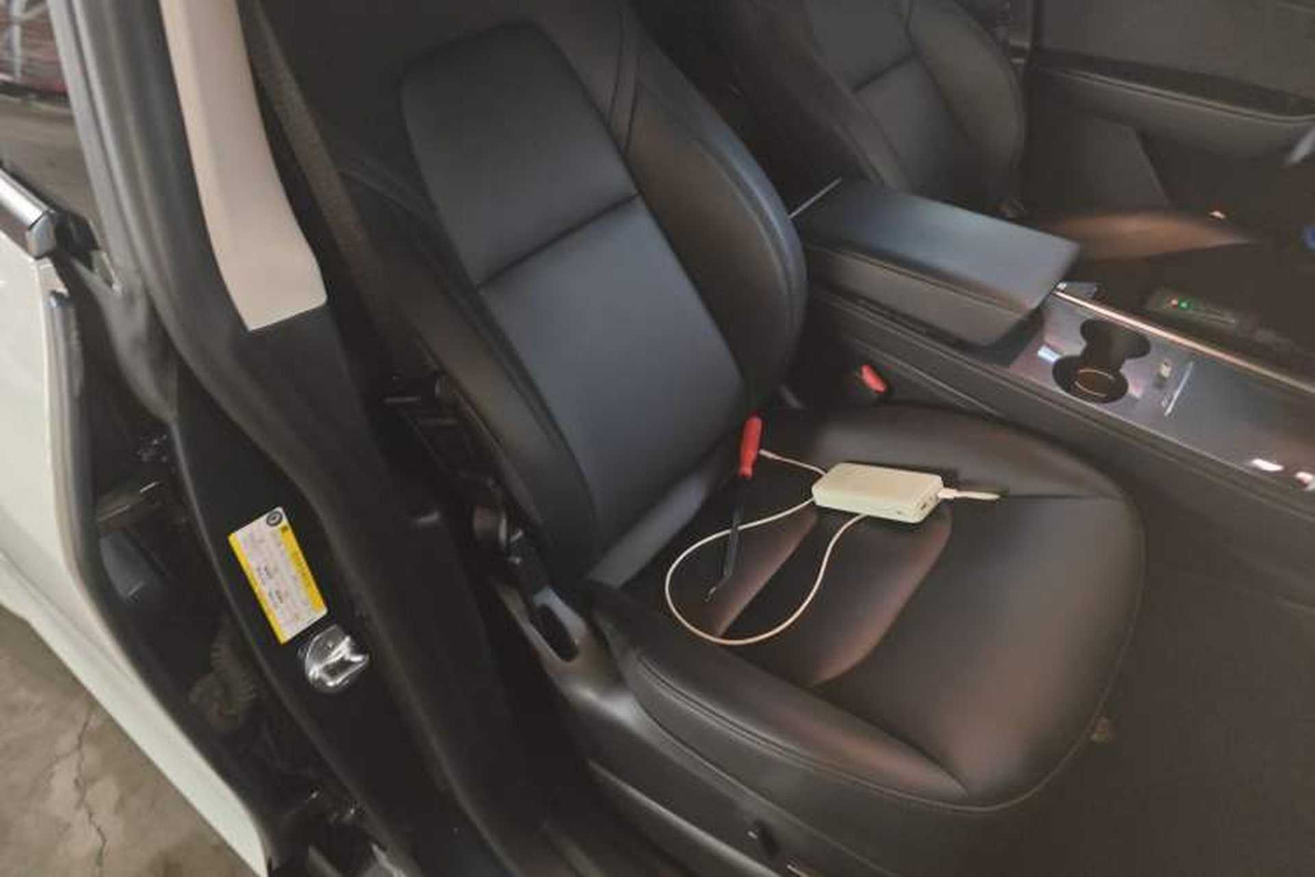 Used Tesla Model Y 2024 Rear-Wheel-Drive Version Right Front Seat