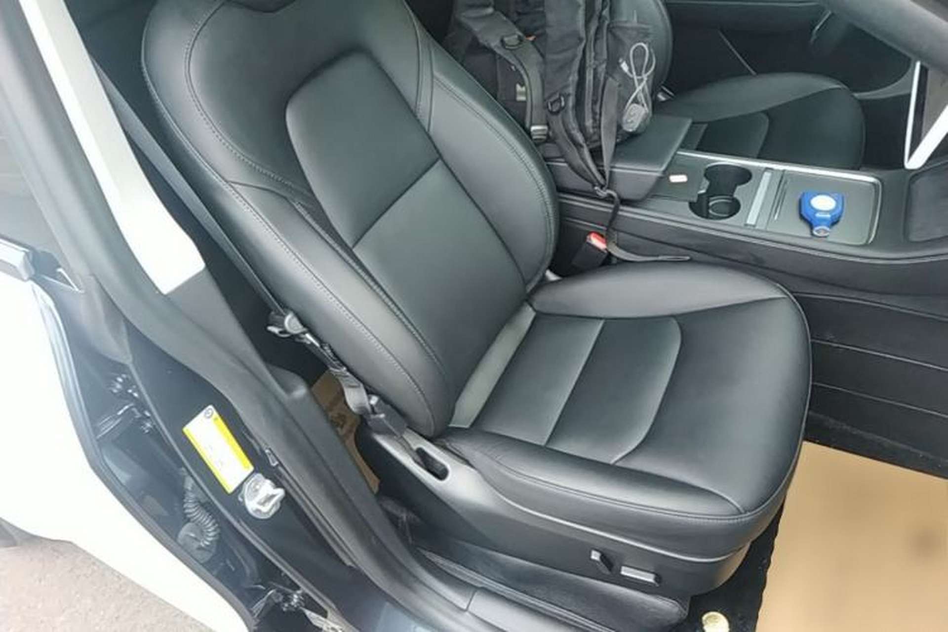 Used Tesla Model Y 2024 Rear-Wheel-Drive Version Right Front Seat