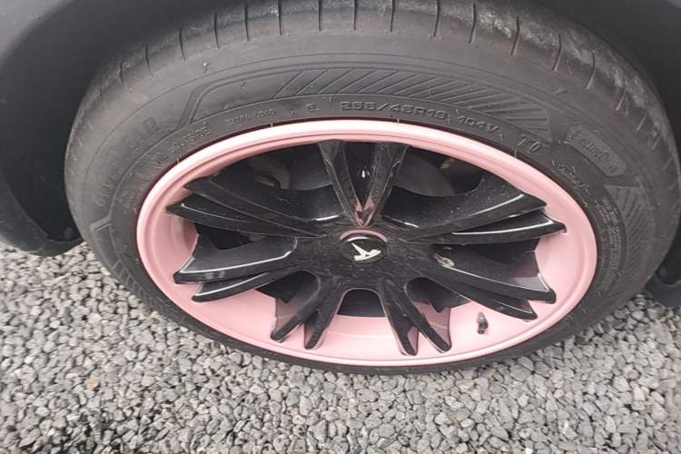 Used Tesla Model Y 2024 Rear-Wheel-Drive Version Right Rear Wheel Hub