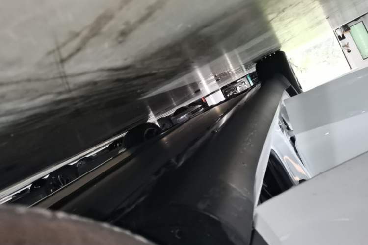 Used Tesla Model Y 2024 Rear-Wheel-Drive Version Right Side Sill