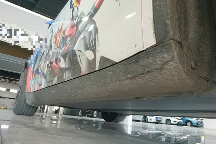 Used Tesla Model Y 2024 Rear-Wheel-Drive Version Right Side Sill