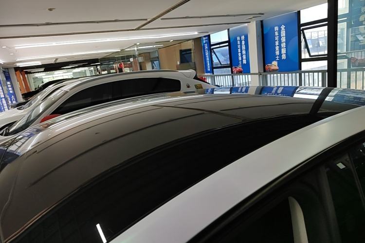 Used Tesla Model Y 2024 Rear-Wheel-Drive Version Roof