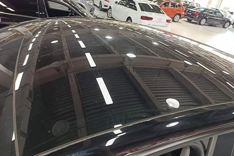 Used Tesla Model Y 2024 Rear-Wheel-Drive Version Roof