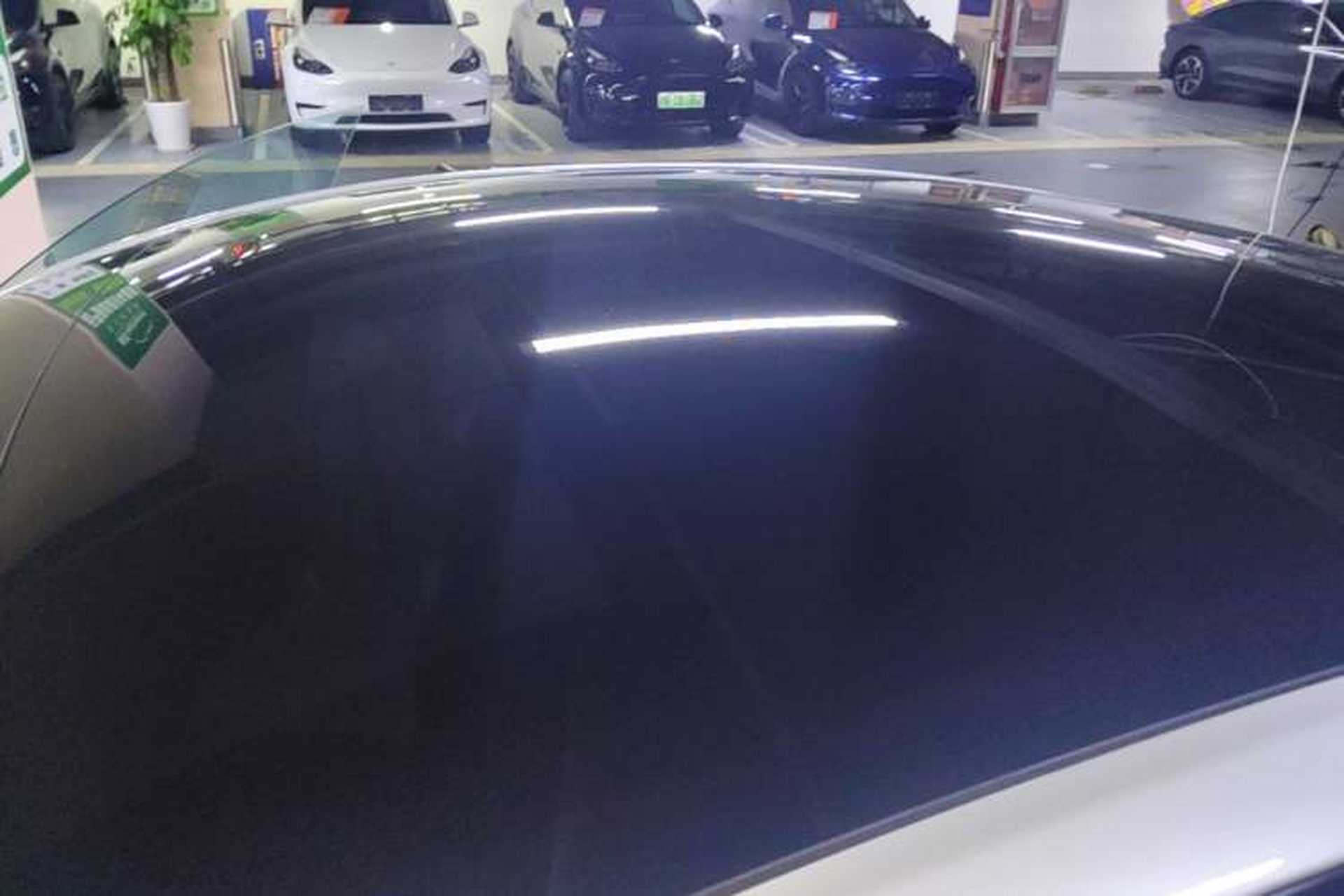 Used Tesla Model Y 2024 Long-Range All-Wheel-Drive Version Roof