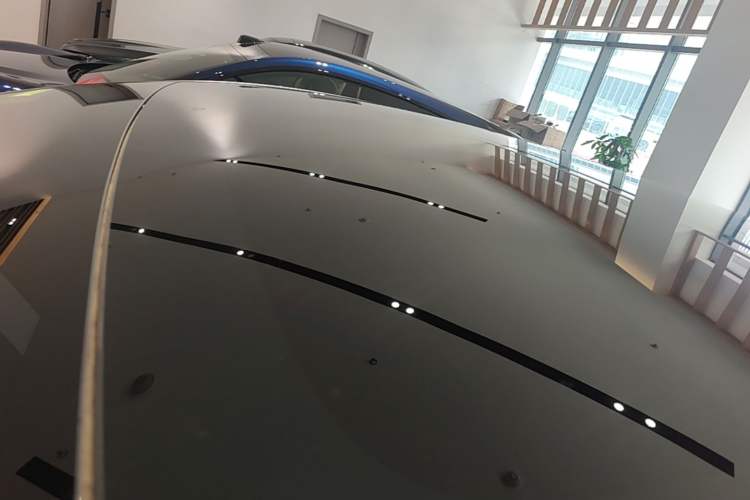 Used Tesla Model Y 2024 Rear-Wheel-Drive Version Roof