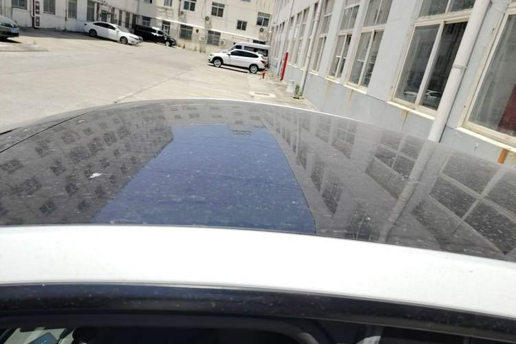 Used Tesla Model Y 2024 Rear-Wheel-Drive Version Roof