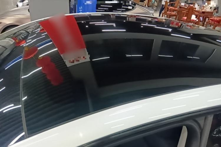 Used Tesla Model Y 2024 Rear-Wheel-Drive Version Roof