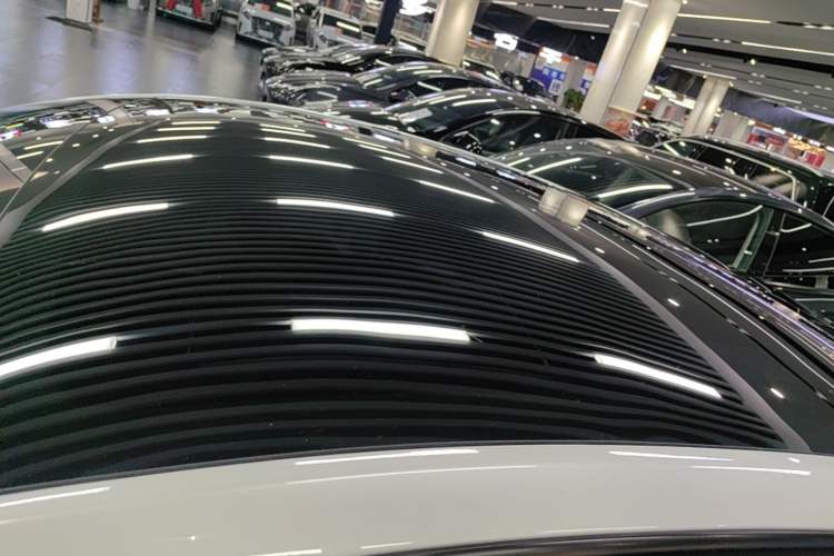 Used Tesla Model Y 2024 Rear-Wheel-Drive Version Roof