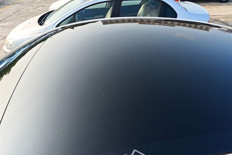Used Tesla Model Y 2024 Rear-Wheel-Drive Version Roof