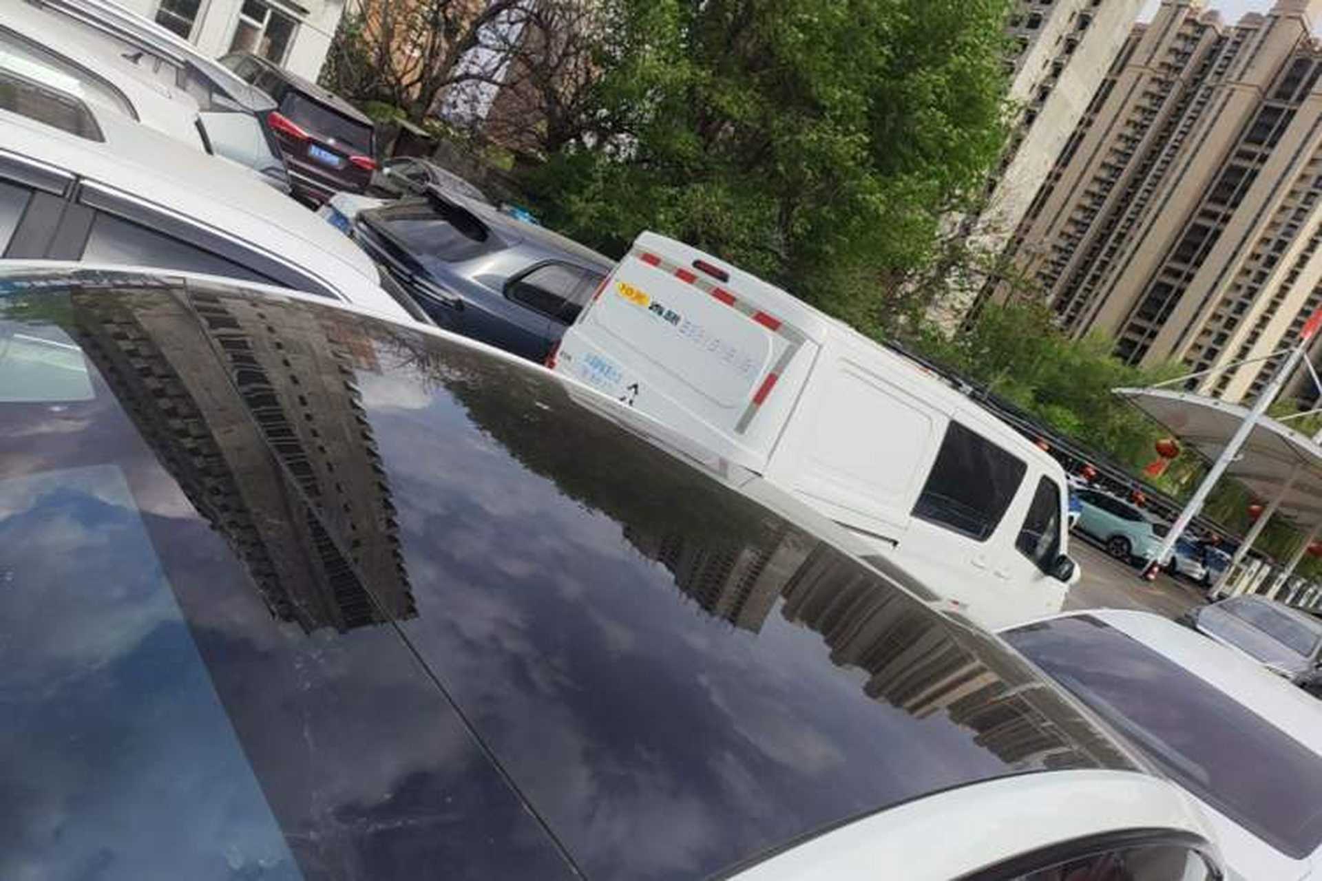 Used Tesla Model Y 2024 Rear-Wheel-Drive Version Roof