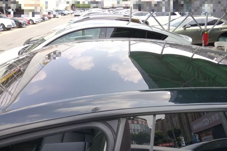 Used Tesla Model Y 2024 Rear-Wheel-Drive Version Roof