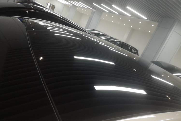 Used Tesla Model Y 2024 Long-Range All-Wheel-Drive Version Roof