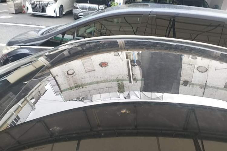 Used Tesla Model Y 2024 Rear-Wheel-Drive Version Roof