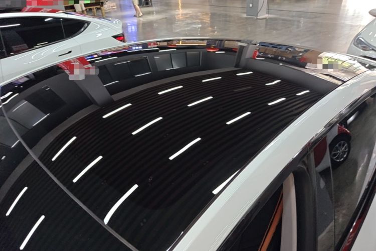 Used Tesla Model Y 2024 Rear-Wheel-Drive Version Roof