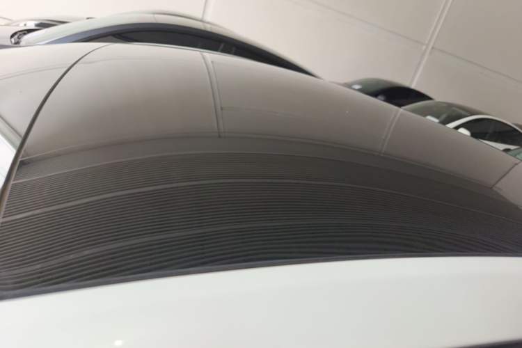 Used Tesla Model Y 2024 Rear-Wheel-Drive Version Roof