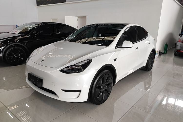 Tesla Model Y 2024 Rear-Wheel-Drive Version