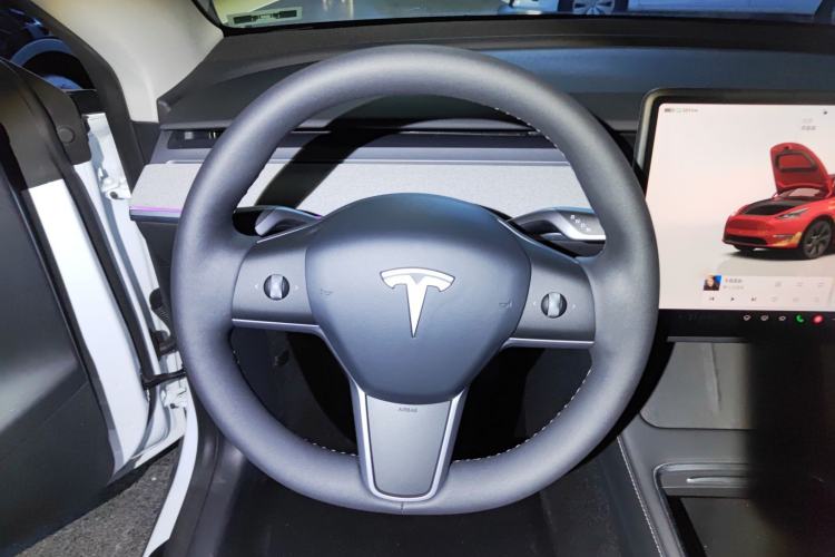 Used Tesla Model Y 2024 Rear-Wheel-Drive Version Steering Wheel