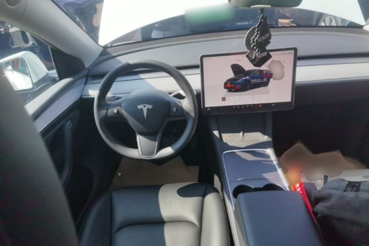 Used Tesla Model Y 2024 Rear-Wheel-Drive Version Steering Wheel