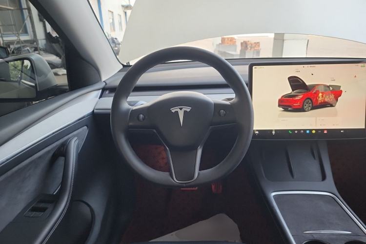 Used Tesla Model Y 2024 Rear-Wheel-Drive Version Steering Wheel