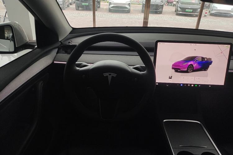 Used Tesla Model Y 2024 Rear-Wheel-Drive Version Steering Wheel