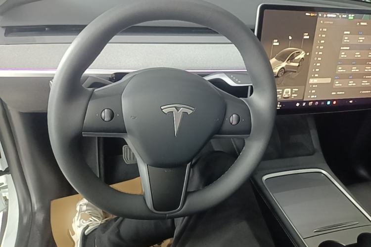 Used Tesla Model Y 2024 Rear-Wheel-Drive Version Steering Wheel