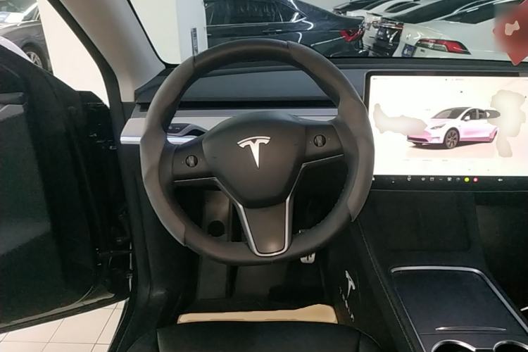 Used Tesla Model Y 2024 Rear-Wheel-Drive Version Steering Wheel